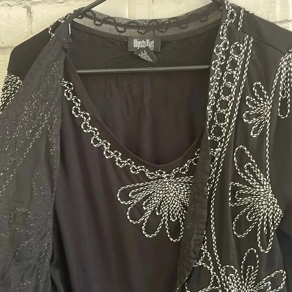 Women’s black open front blouse 2X - Picture 2 of 4
